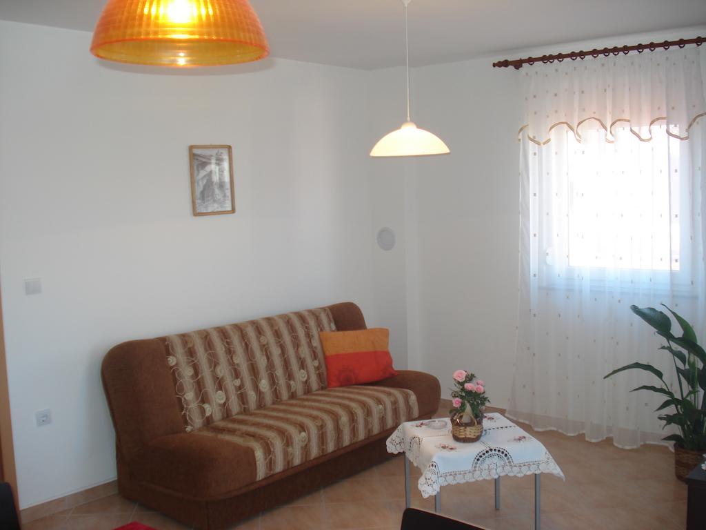 Apartments Buzleta II Fažana Rum bild