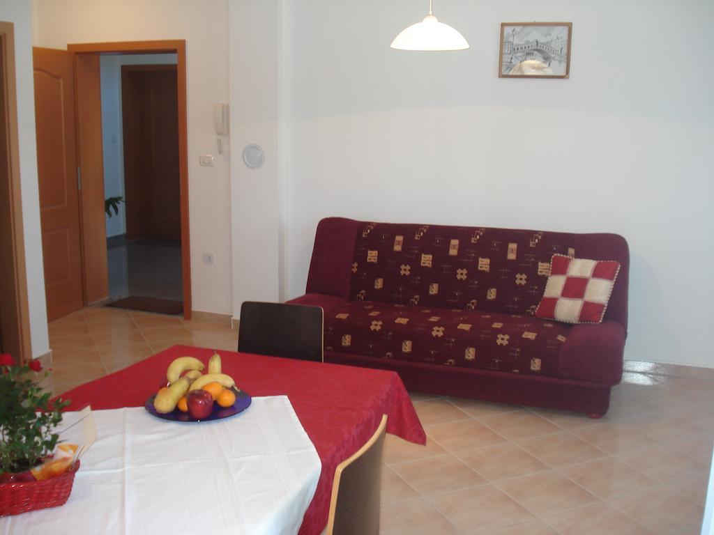 Apartments Buzleta II Fažana Rum bild