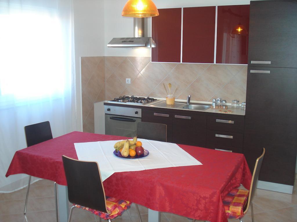 Apartments Buzleta II Fažana Rum bild